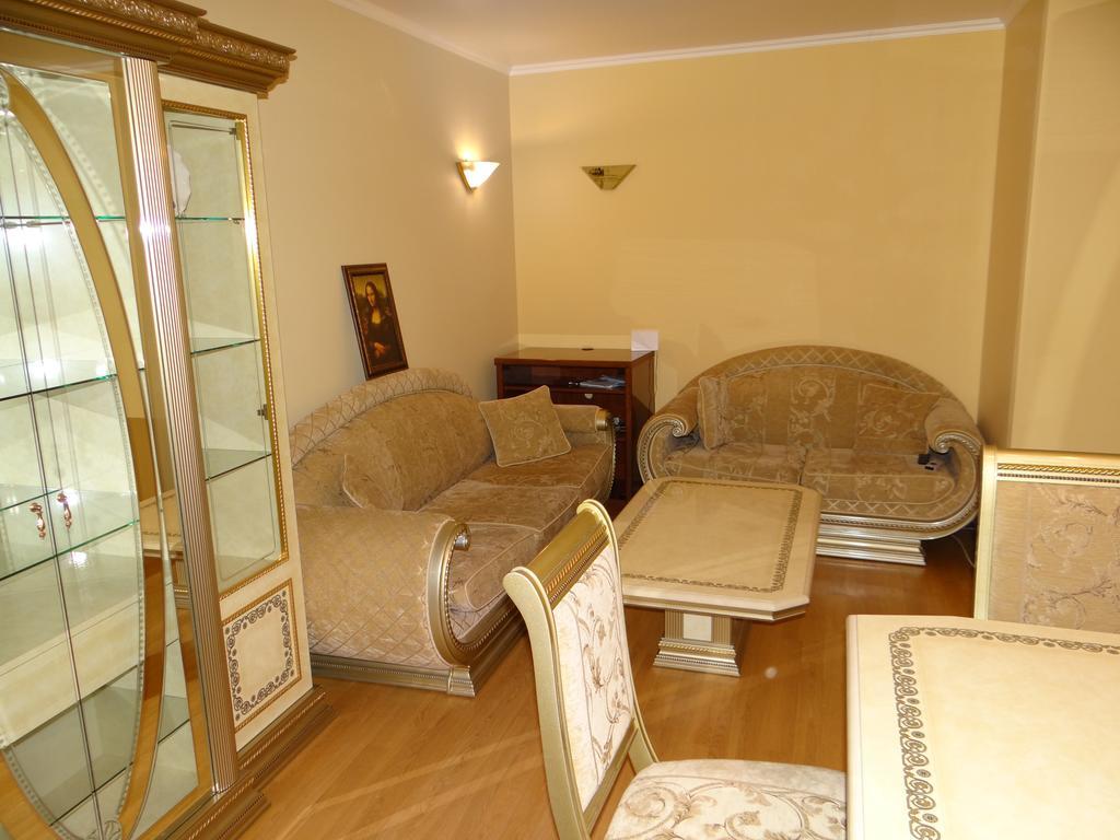 Luxury Versailles Apartments Center Opera Burgas Bagian luar foto