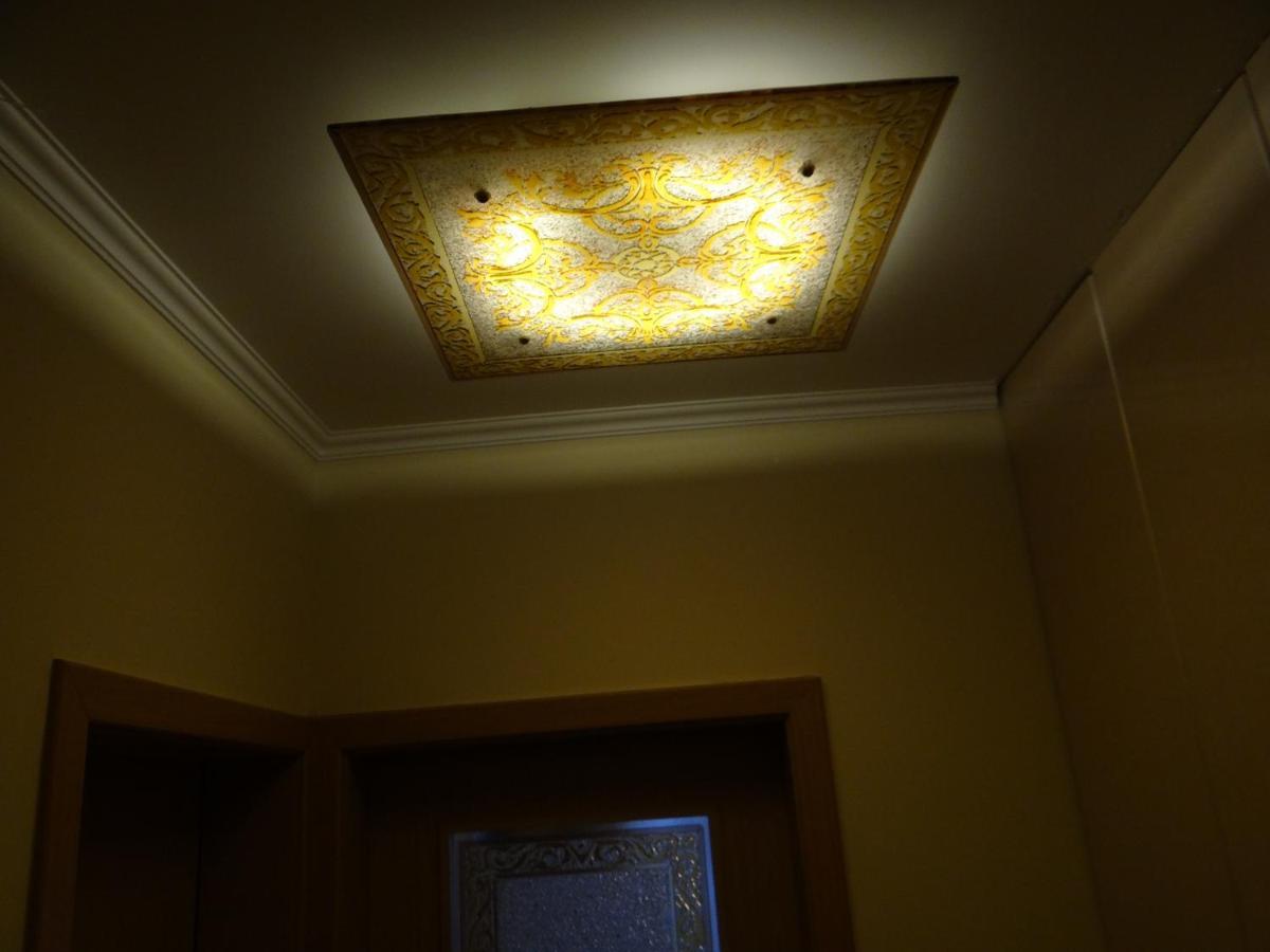 Luxury Versailles Apartments Center Opera Burgas Bagian luar foto