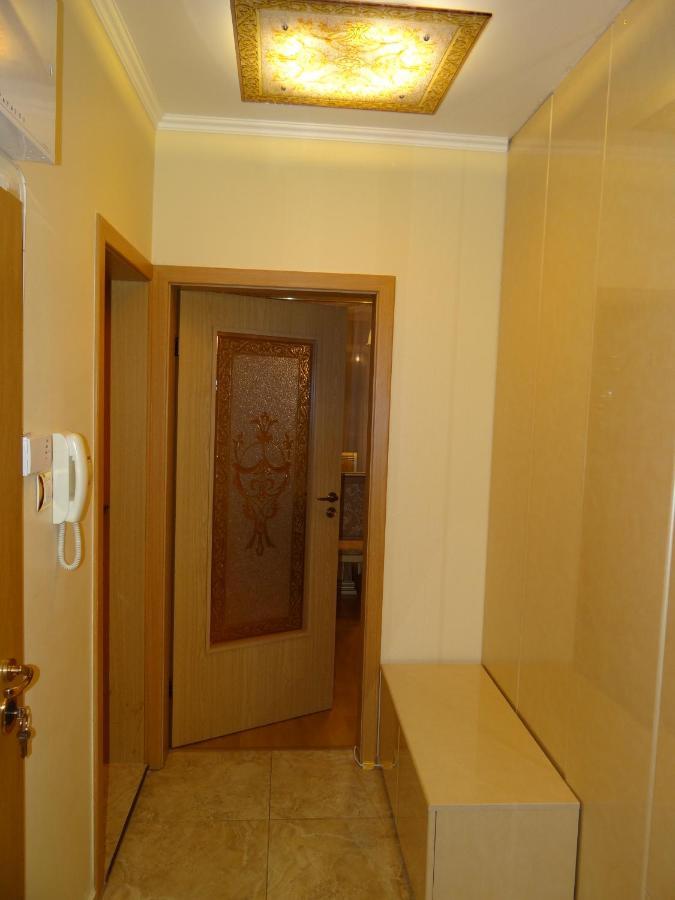 Luxury Versailles Apartments Center Opera Burgas Bagian luar foto